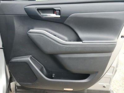 2022 Toyota Highlander XSE