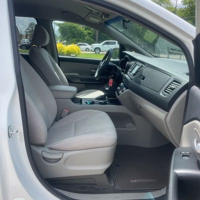 2021 Kia Sedona LX