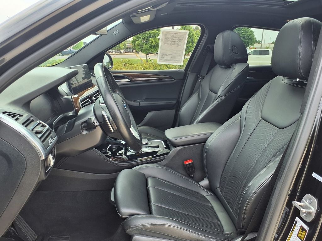 2023 BMW X4 xDrive30i