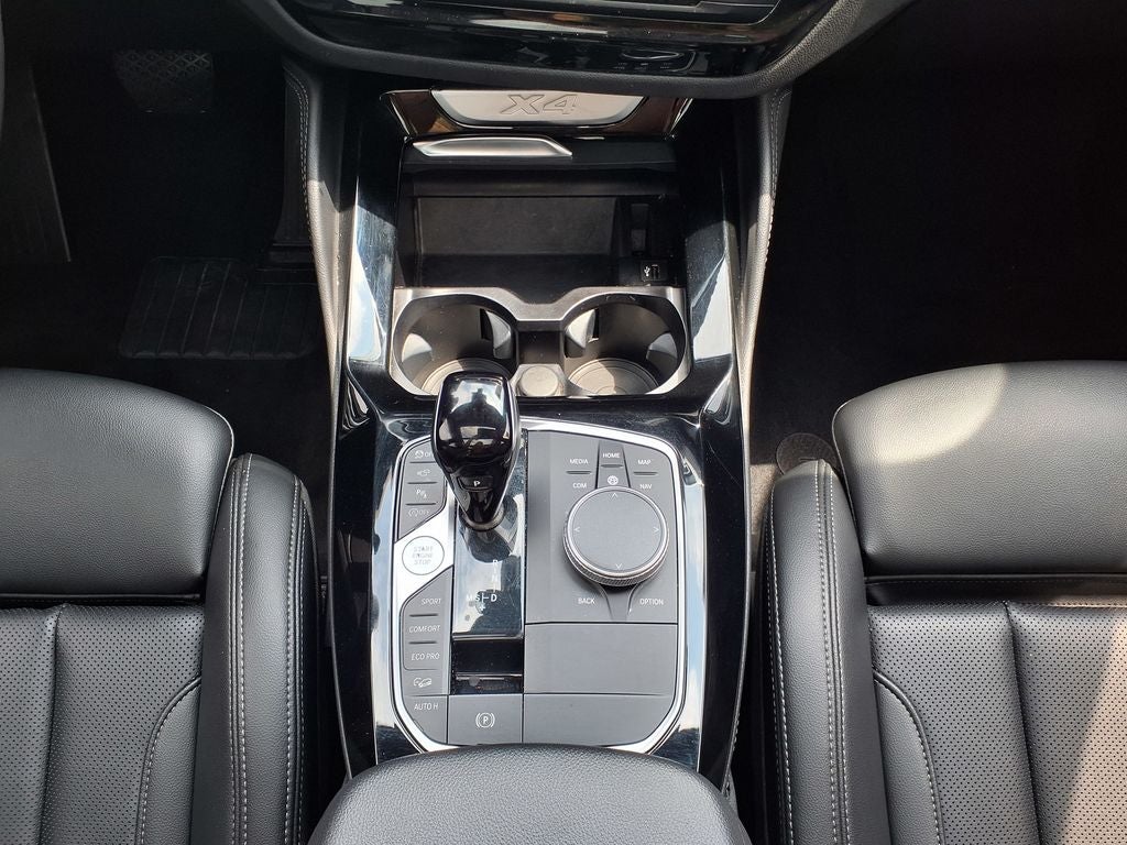 2023 BMW X4 xDrive30i
