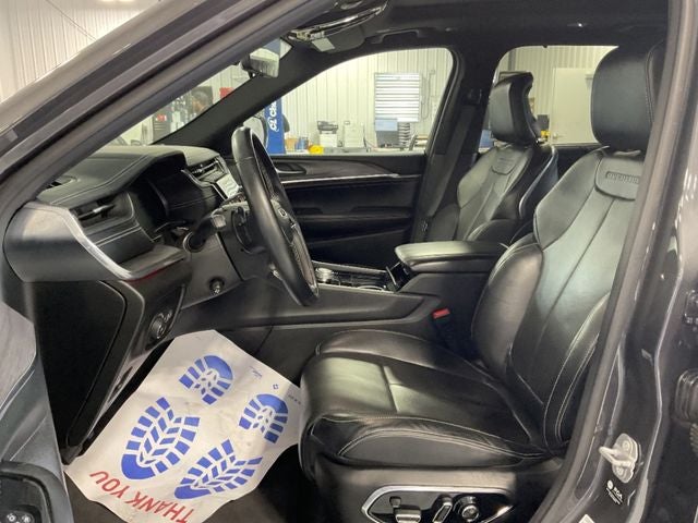 2022 Jeep Grand Cherokee L Overland