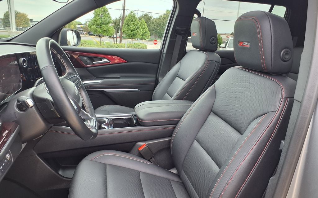 2025 Chevrolet Traverse Z71