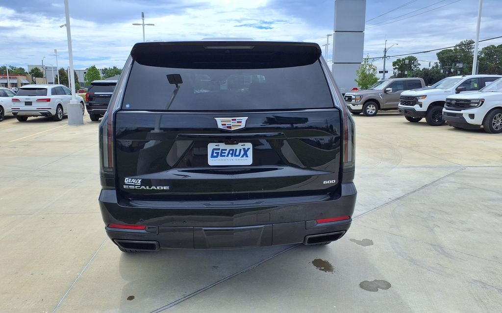 2025 Cadillac Escalade Sport