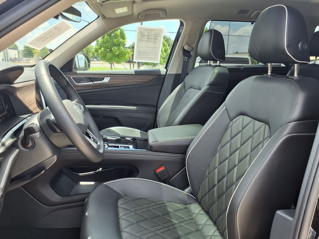 2025 Volkswagen Atlas 2.0T SEL Premium R-Line