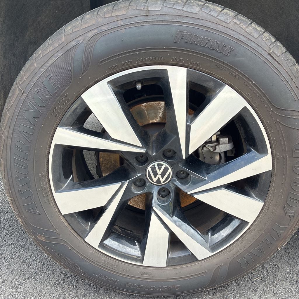 2023 Volkswagen Atlas Cross Sport 2.0T SE