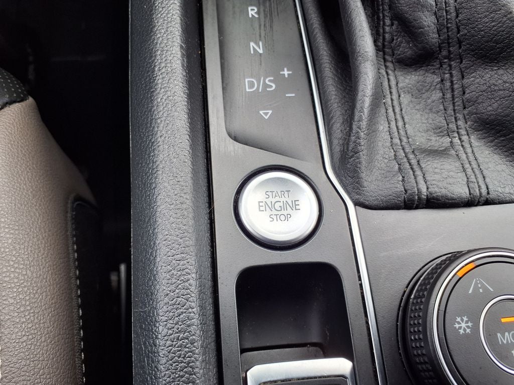 2020 Volkswagen Atlas Cross Sport 3.6L V6 SEL Premium 4Motion