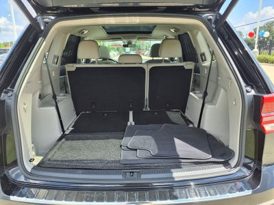 2019 Volkswagen Atlas 3.6L V6 SEL R-Line R-Line