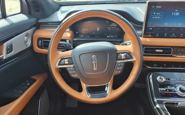 2022 Lincoln Nautilus Black Label