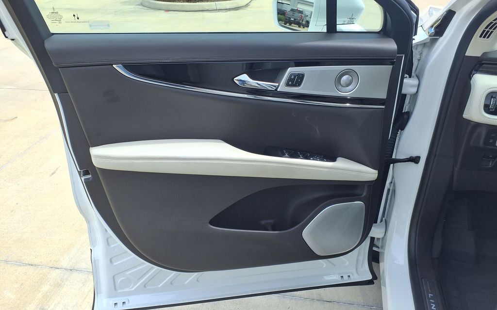 2023 Lincoln Nautilus Black Label