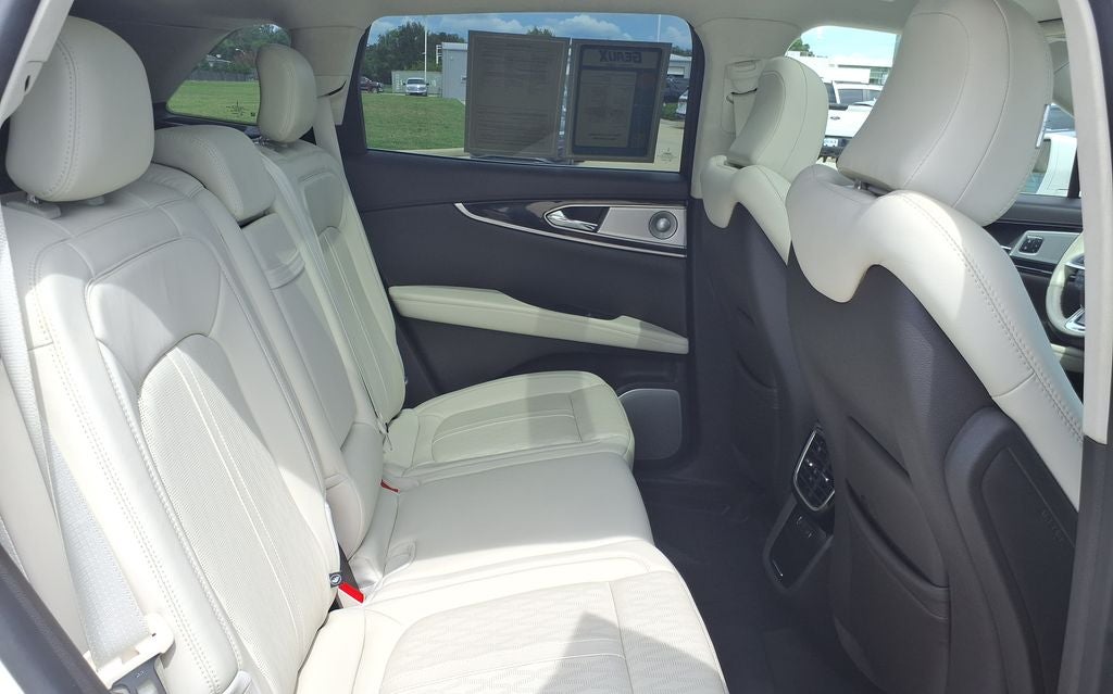 2023 Lincoln Nautilus Black Label