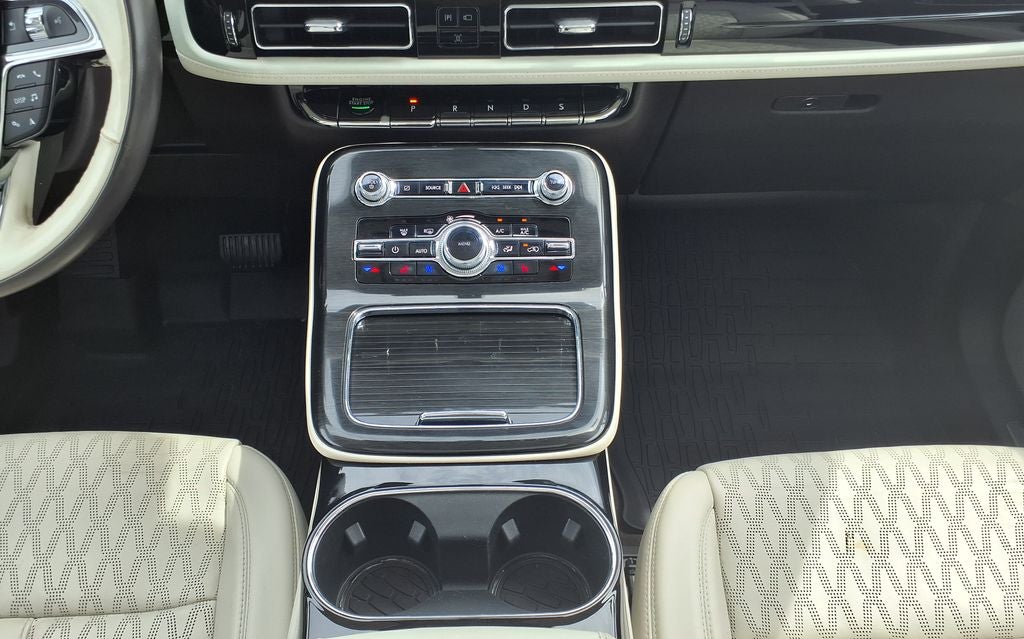 2023 Lincoln Nautilus Black Label