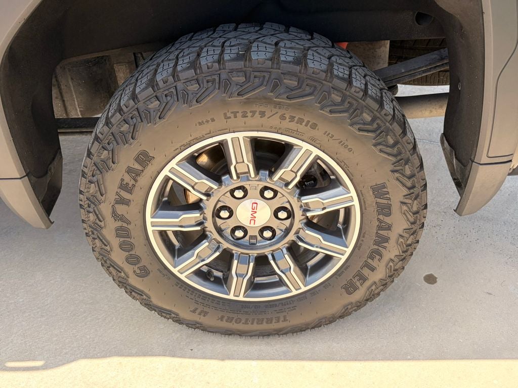 2025 GMC Sierra 1500 AT4