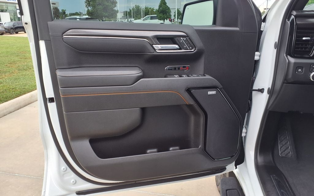 2025 GMC Sierra 1500 AT4