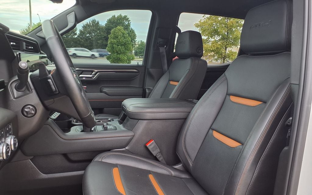 2025 GMC Sierra 1500 AT4