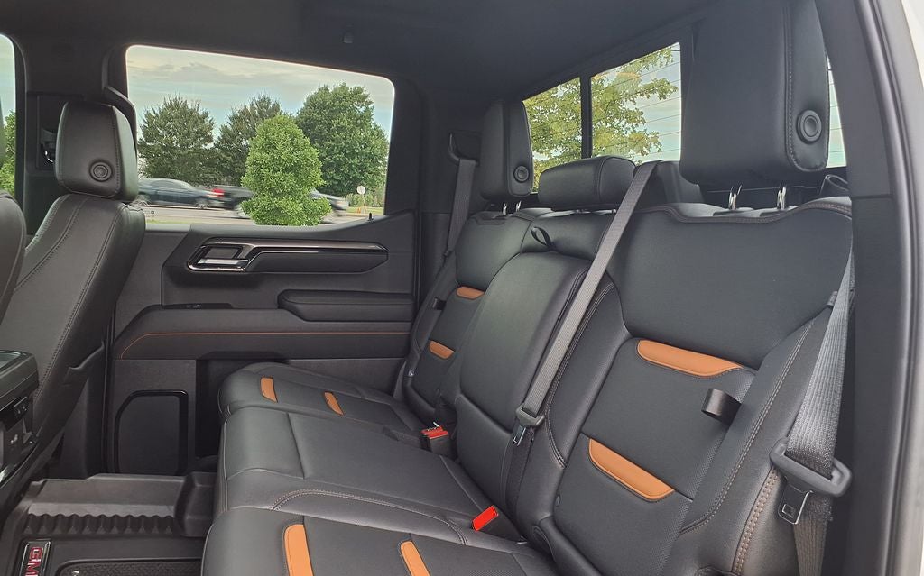 2025 GMC Sierra 1500 AT4