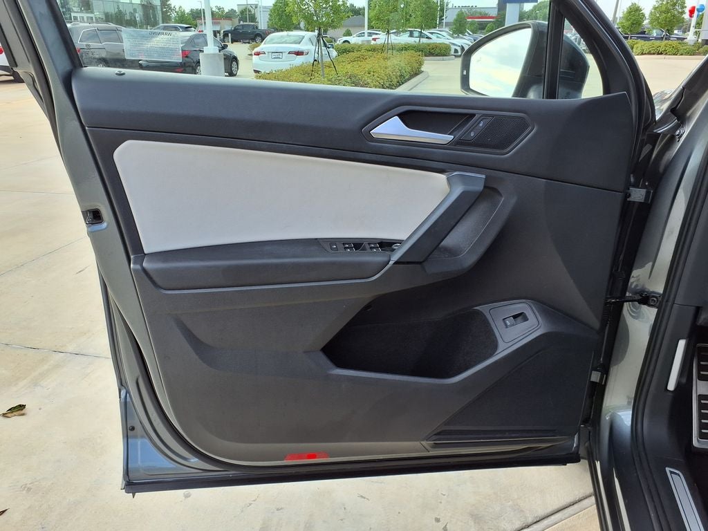 2019 Volkswagen Tiguan 2.0T SEL R-Line