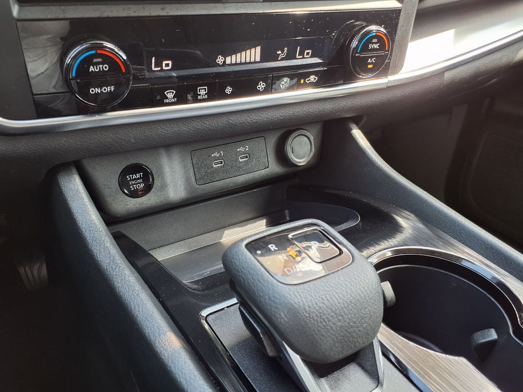 2024 Nissan Rogue SV