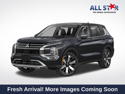 2025 Mitsubishi Outlander Base