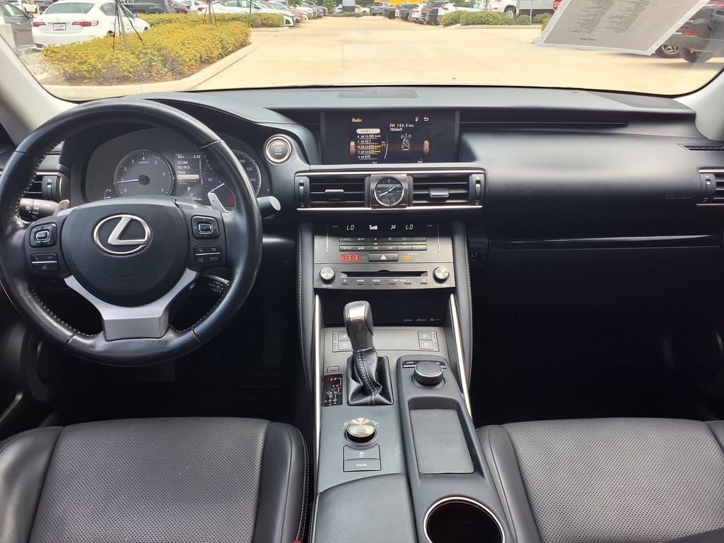 2018 Lexus IS 300