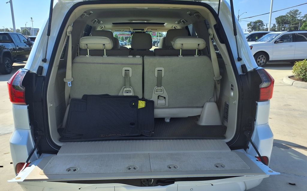 2021 Lexus LX 570