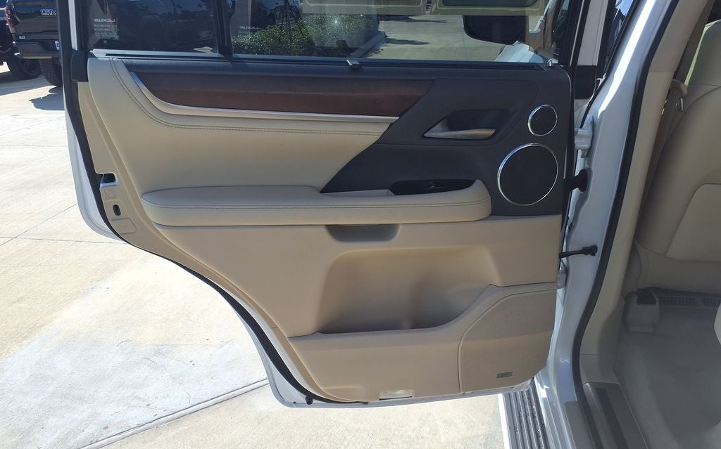 2021 Lexus LX 570