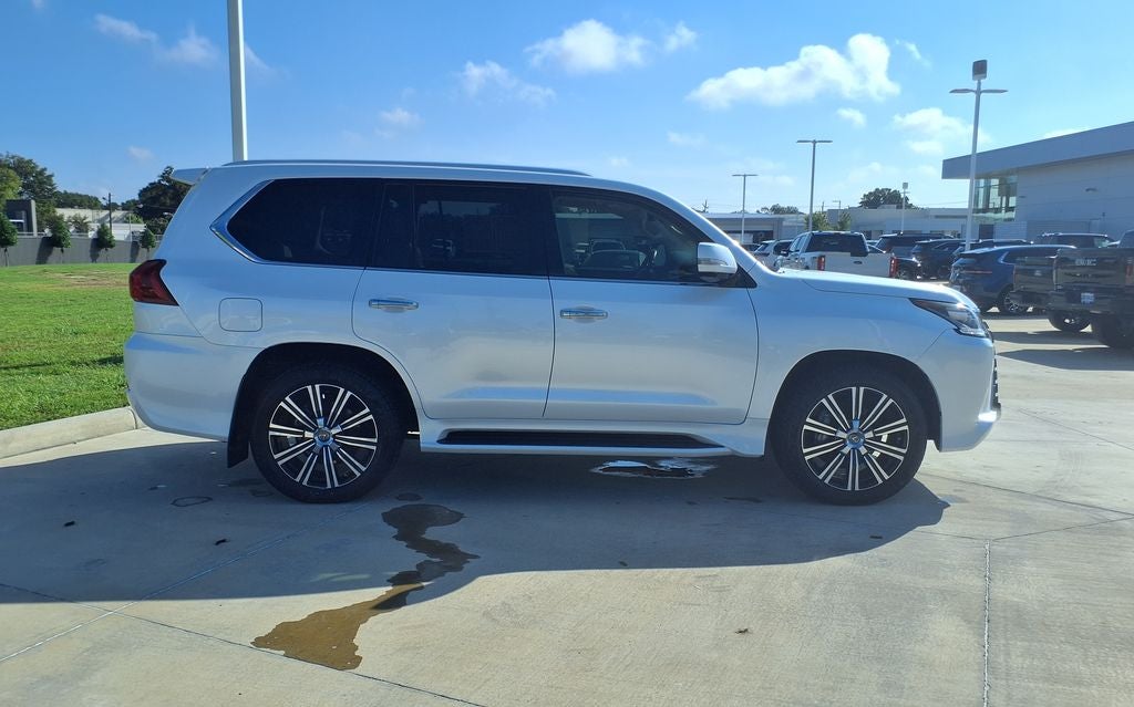 2021 Lexus LX 570