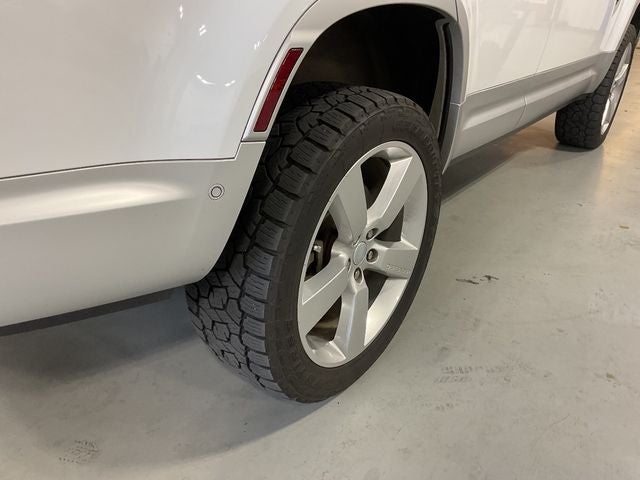 2023 Land Rover Defender 130 First Edition