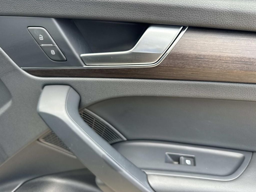 2023 Audi Q5 40 Premium Plus quattro