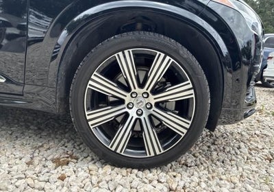 2024 Volvo XC90 B6 Plus Bright Theme 6-Seater