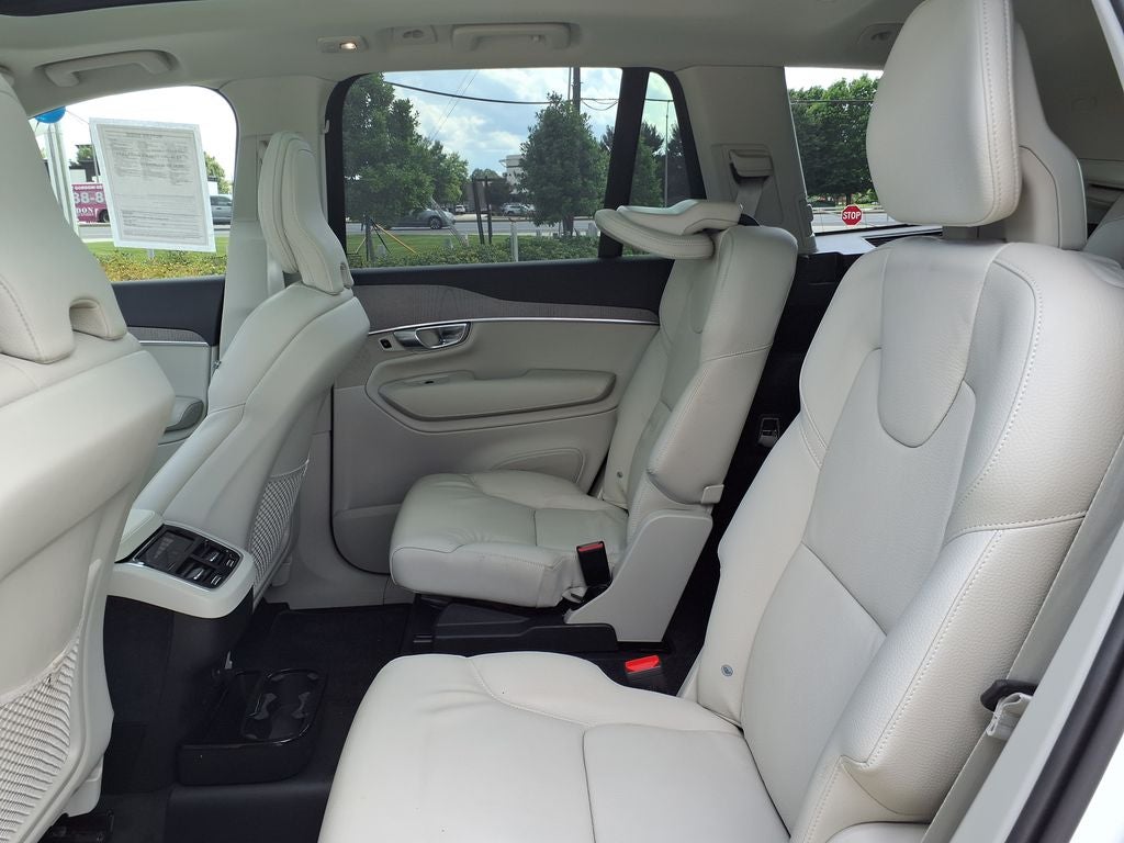 2025 Volvo XC90 B6 Plus 6-Seater