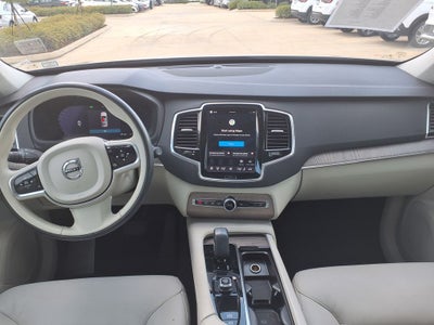 2024 Volvo XC90 B6 Plus Bright Theme