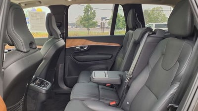 2024 Volvo XC90 B6 Plus Bright Theme