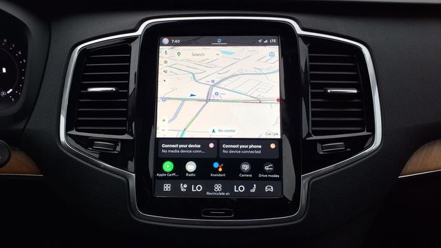 2024 Volvo XC90 B6 Plus Bright Theme