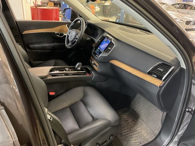 2023 Volvo XC90 B6 Plus 7-Seater