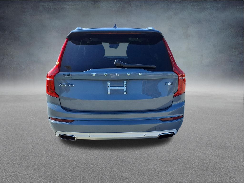 2020 Volvo XC90 T6 Momentum