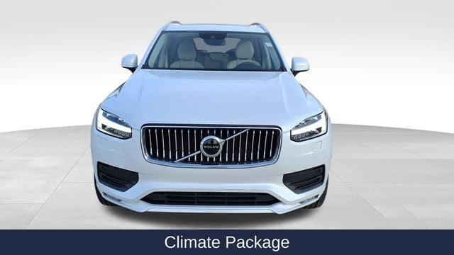 2021 Volvo XC90 T6 Momentum