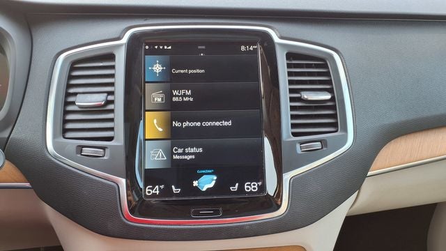 2021 Volvo XC90 T6 Momentum