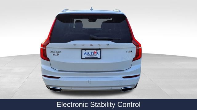 2021 Volvo XC90 T6 Momentum