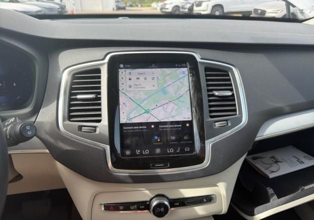 2024 Volvo XC90 B5 Core