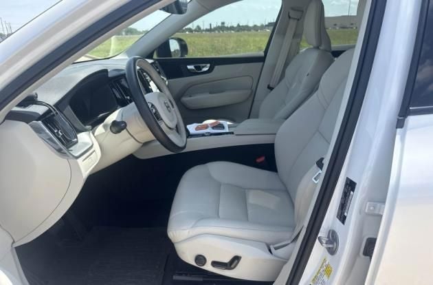 2024 Volvo XC60 B5 Core