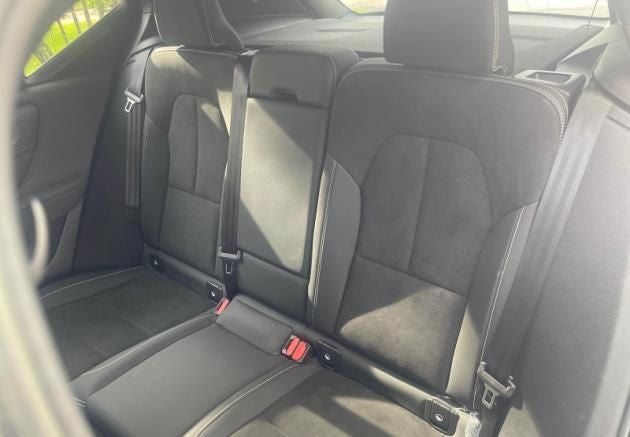 2023 Volvo XC40 B5 Plus Dark Theme