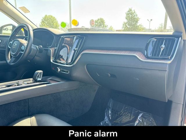 2025 Volvo V60 Cross Country B5 Plus