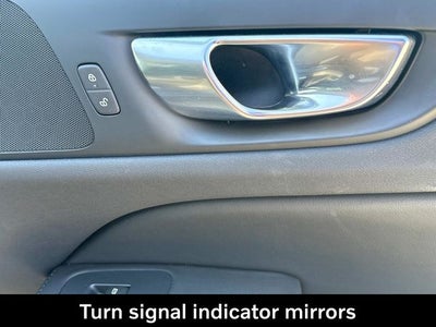 2025 Volvo V60 Cross Country B5 Plus