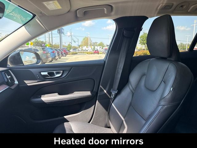 2025 Volvo V60 Cross Country B5 Plus