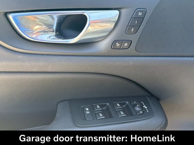 2025 Volvo V60 Cross Country B5 Plus