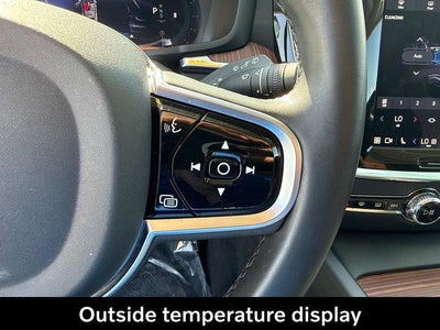 2025 Volvo V60 Cross Country B5 Plus