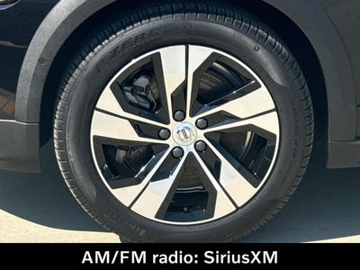 2025 Volvo V60 Cross Country B5 Plus