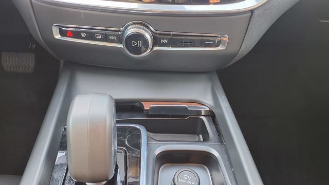 2025 Volvo V60 Cross Country B5 Plus