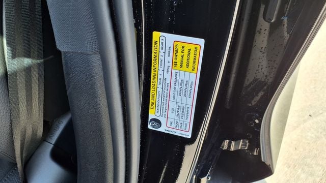 2025 Volvo V60 Cross Country B5 Plus