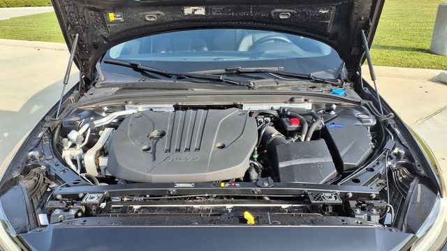 2025 Volvo V60 Cross Country B5 Plus